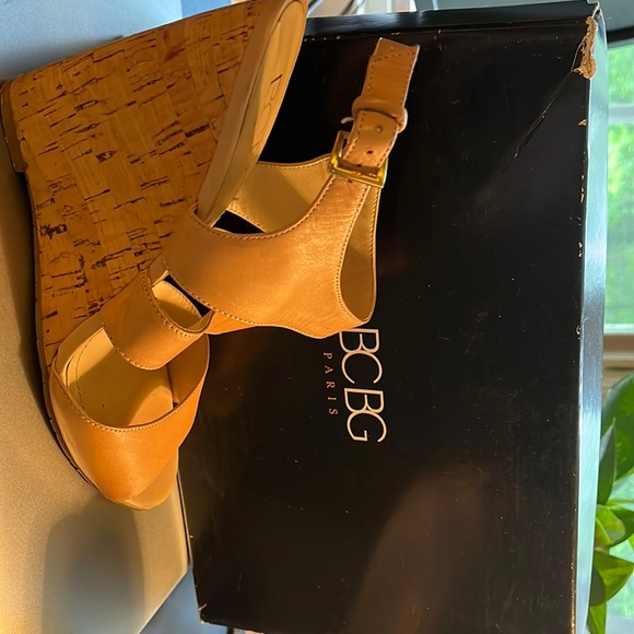 BCBG Paris Shoes - BCBG Paris cork and leather sandals size 8.5